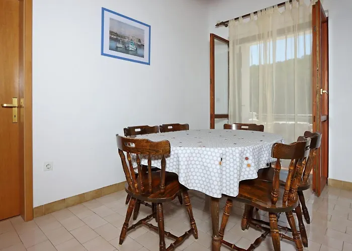 By The Sea - Gonar, Rab - 18650 Daire