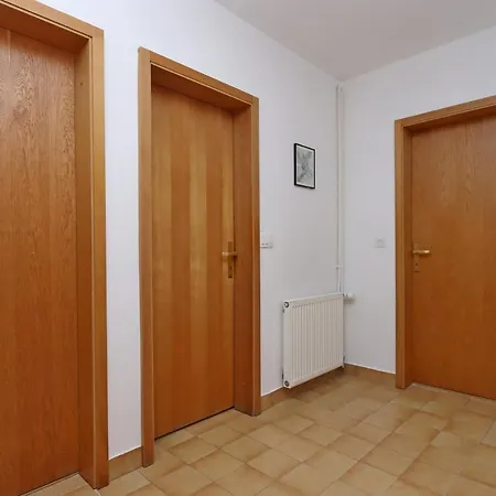 By The Sea - Gonar, Rab - 18650 Supetarska Draga