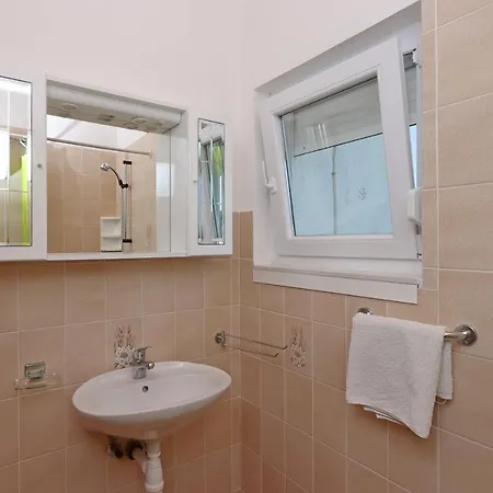 By The Sea - Gonar, Rab - 18650