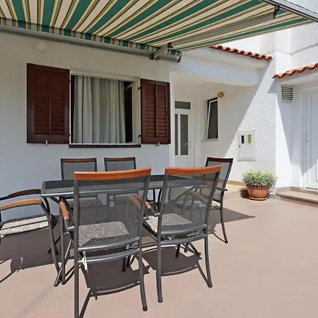 By The Sea - Gonar, Rab - 18650 Supetarska Draga